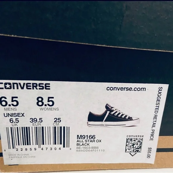 NWOT Converse Unisex Classic Black and White Sneakers 8.5 - Picture 5 of 7